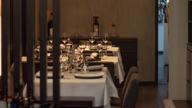 Lobby Business Restaurant - 0