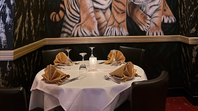 The India - Fleet Street - 8