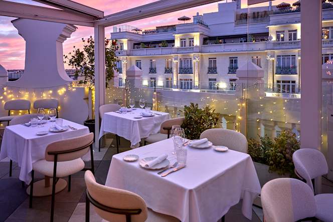 Picalagartos Sky Bar - Hotel NH Collection Gran Vía - Madrid - 6