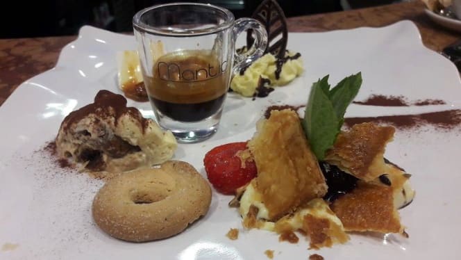 Mantic Restaurant - Atina - 0