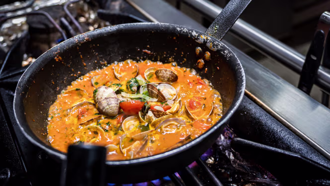 La Barque Bleue - Restaurant - Nice