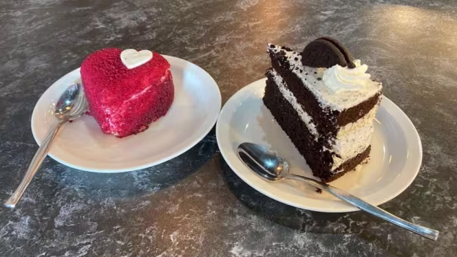 D&D Hill Cafe - Dagenham - 3