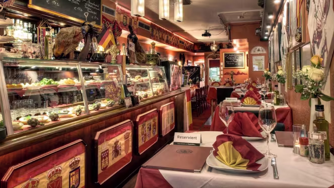 Avelino Tapas y Vino - Hamburg - 7