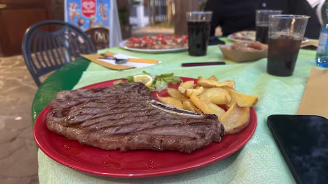 Pista Dei Pini Ristorante Pizzeria Centro Sportivo - 2