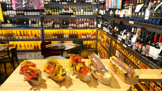 Enoteca Wine Art - 8