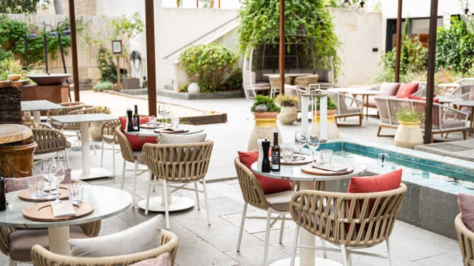 Restaurant Lou Patio - Hôtel le Saint-Remy - 8