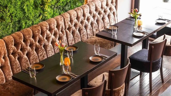 Roti and Spice Restaurant - 2