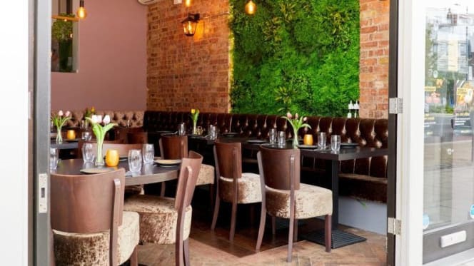 Roti and Spice Restaurant - 4