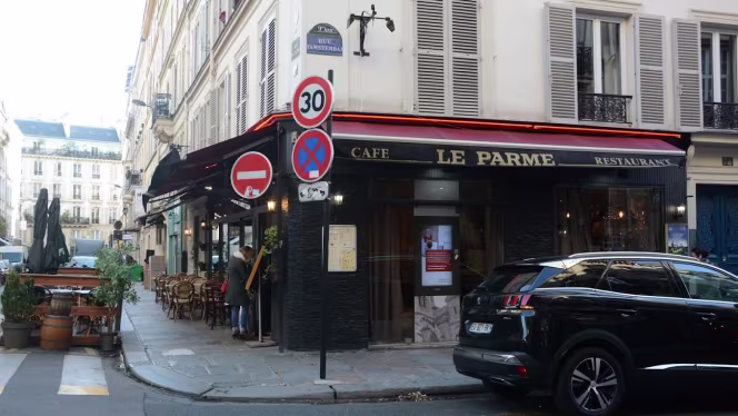 Le Parme, Bistro Restaurant - 2
