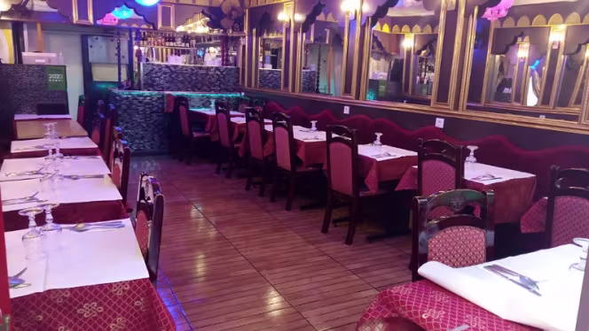 Etoile du Kashmir 11ème - 7