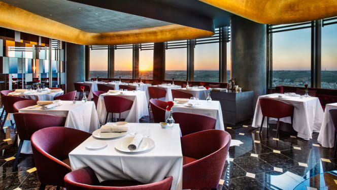 El Duende - Eurostars Torre Sevilla 5* - 8