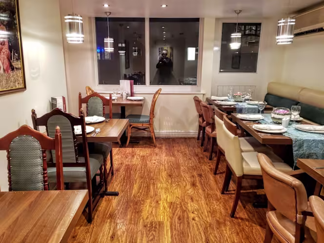 Chester Tandoori - 7