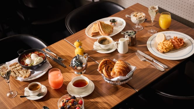 The Brush East London Grande Café - 5