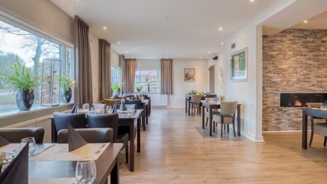 Toby's Steakhouse - 9