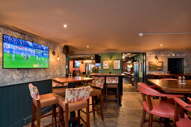 Minster Tavern Ely - 1