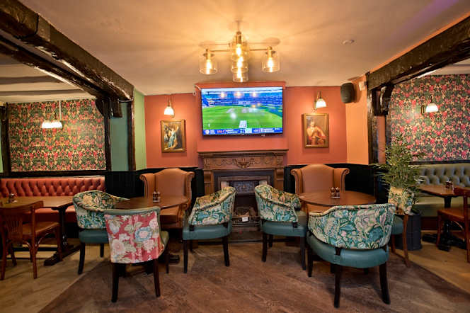 Minster Tavern Ely - 2