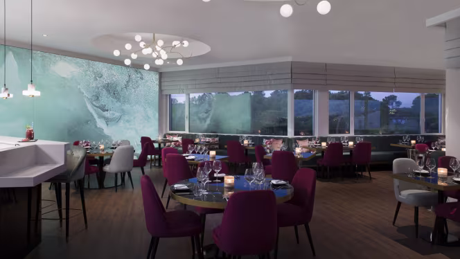 Amara Restaurant - 5