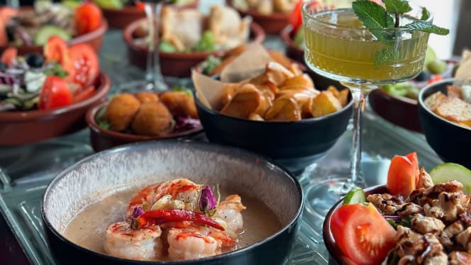 Dirty Rose - Spanish Tapas- & Cocktailbar - 0