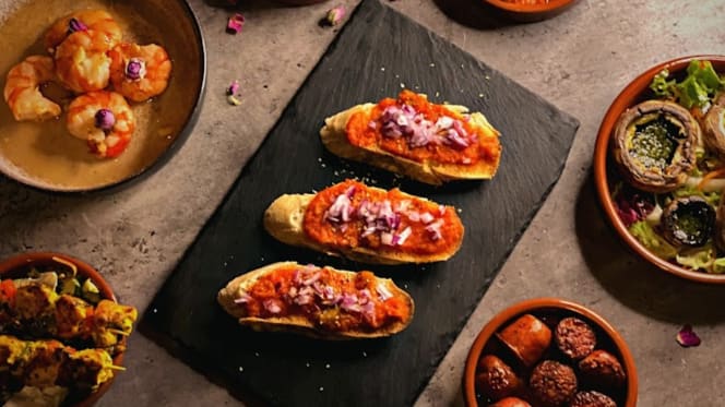 Dirty Rose - Spanish Tapas- & Cocktailbar - 7