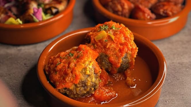 Dirty Rose - Spanish Tapas- & Cocktailbar - 2