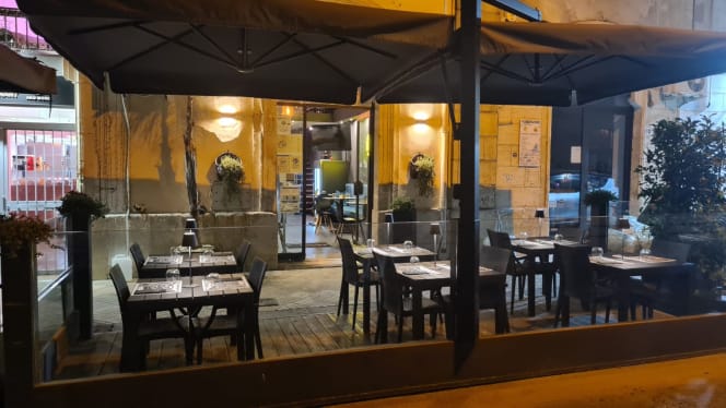 Touchè Beefstrò and Cocktails Lab - 6