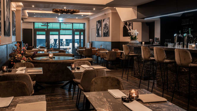 Geronimo Fine Food & Wine - 4