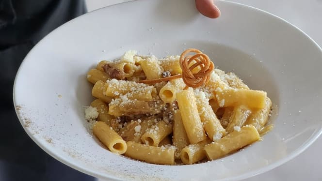 SPATEN LOUNGE RESTAURANT SINCE 1962 - 8