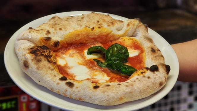 SPATEN LOUNGE RESTAURANT SINCE 1962 - 2