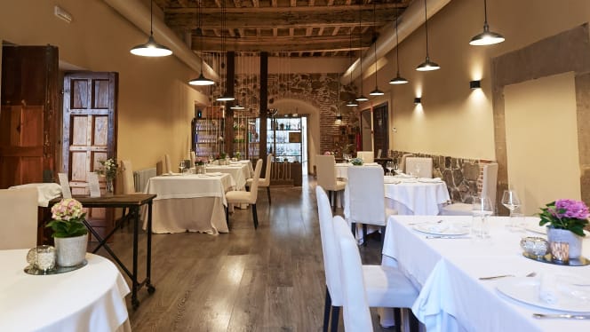 Palacio Carvajal Girón - 8