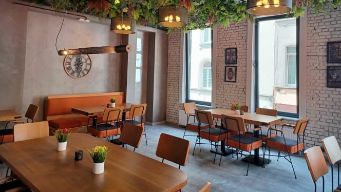 Machina Resto Bar - 9