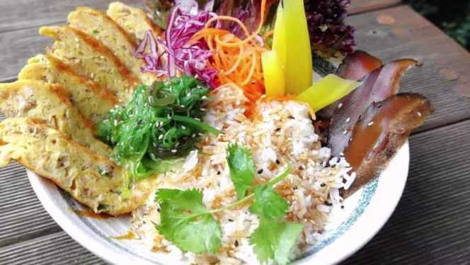 A-petit Restaurant - 8