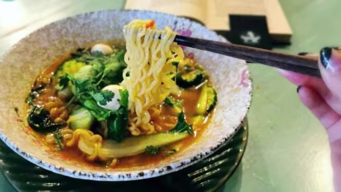 A-petit Restaurant - 4