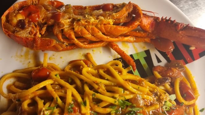 Nicola's Restaurant - 4