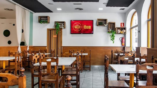 Pupusería Camino Del Valle España - Calle Lérida - 4