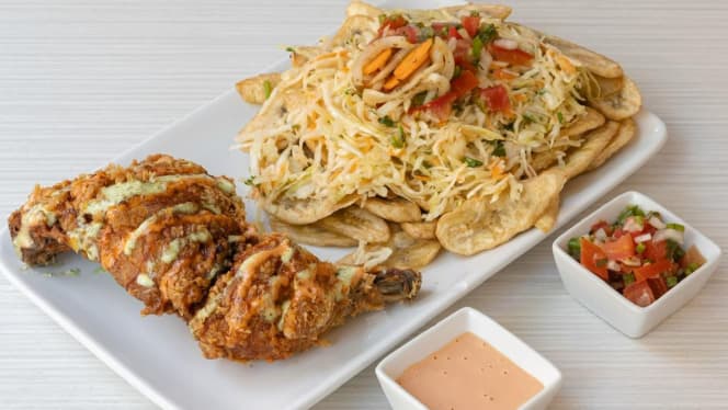 Pupusería Camino Del Valle España - Calle Lérida - 9