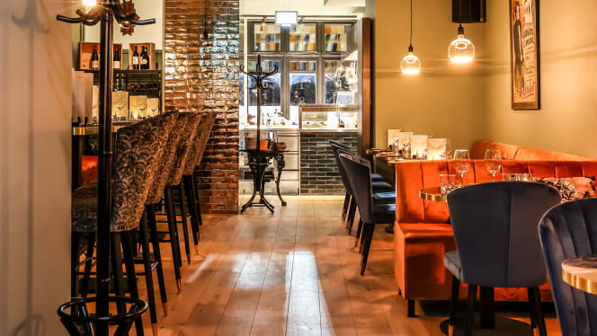 1898 Food & Drinks - 0