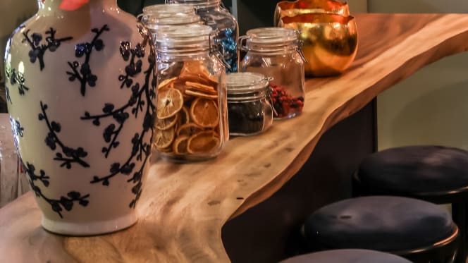 1898 Food & Drinks - 2