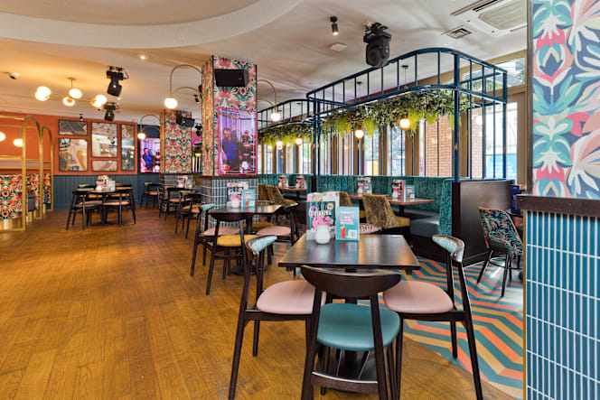 Slug and Lettuce Manchester, Albert Square - 1