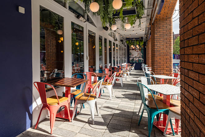 Slug and Lettuce Manchester, Albert Square - 4