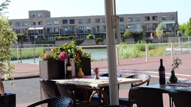 Olivia Oosterheem - 1