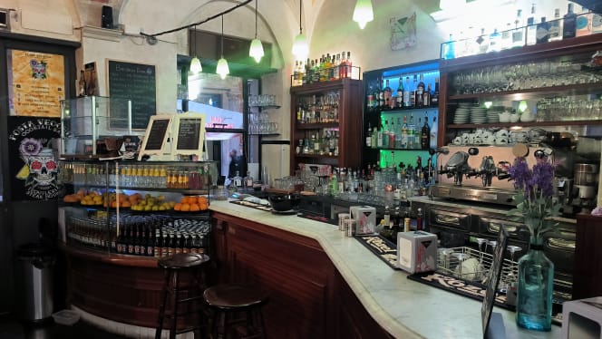 Posta Vecchia - Cocktail Bar Tequileria - Mexican Food & Hamburger - 1