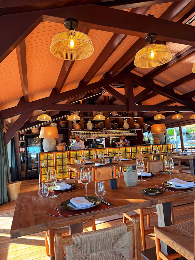 Blend Restaurant - 8