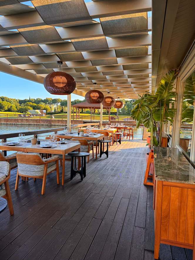 Blend Restaurant - 7