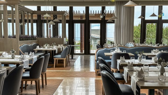 Cobalt Restaurant - 7