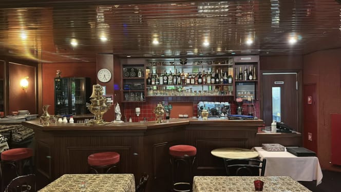 Café Restaurant Shiraz - 3