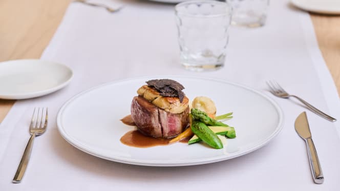 Somni Restaurant - Hotel The One - 3