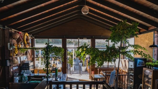 Andana Beach Club - 7