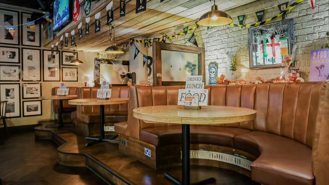 The Directors Box - 7