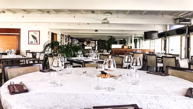 Restaurant O'2 Pointus situé dans le Pavillon Maxime Tarrazi du CNTL - 5