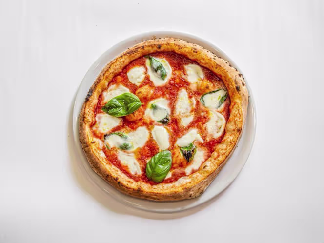 O' Vesuvio Pizzeria Napoletana - 2